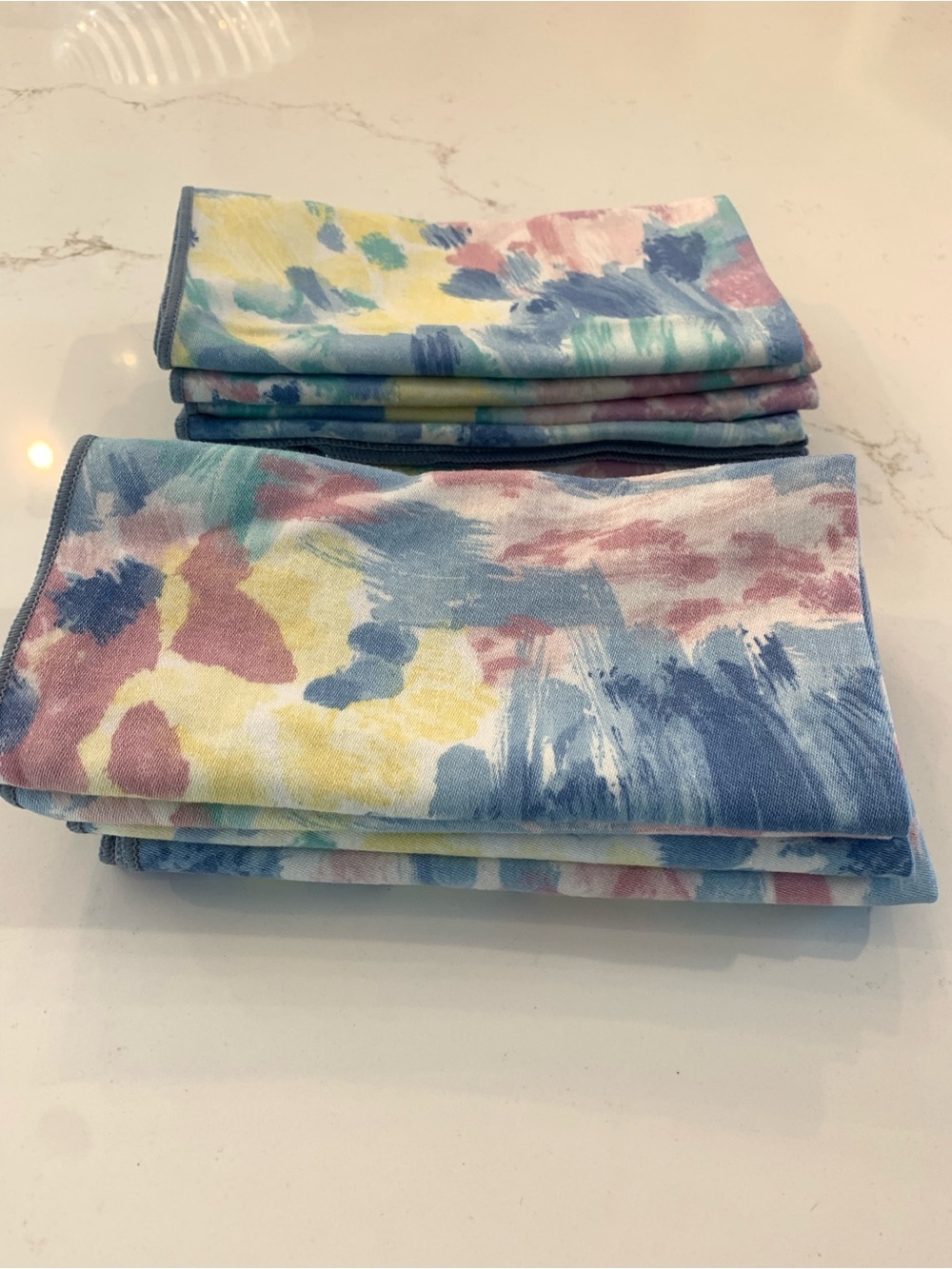 Dinner Napkins Set 8 Table Linens Pastel Watercolor Design Cottagecore Vintage